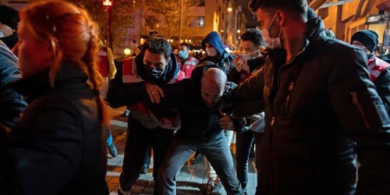Sermaye Devleti Sıkıştıkça Saldırıyor: ‘Geçinemiyoruz’ Protestosunda 70 Gözaltı