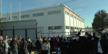 oppo-da-yuzlerce-isci-isten-atildi-fabrika-onunde-eylem-964428-5