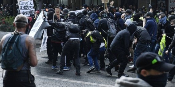Paris 1 Mayıs’ına Polis Saldırısı: Çok Sayıda Gözaltı