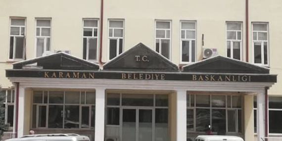 MHP’li Belediyeden 1,2 Milyon TL’ye Bayrak Direği