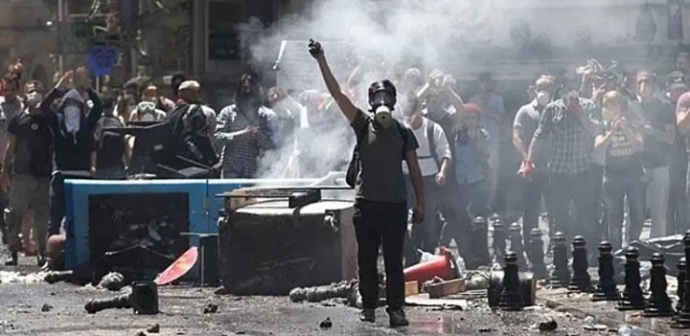 Burjuva Hukukunun Gezi ile İmtihanı: İpe Sapa Gelmez ‘İddialar’, Temelsiz Suçlamalar…