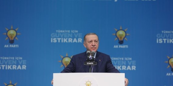 AKP Şefi Adaylığını Açıkladı: Seçim Seneye