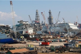 tersane-izmir-isciler