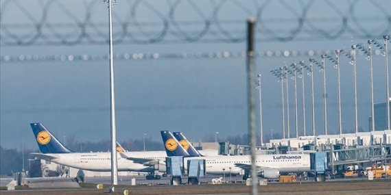 Lufthansa’daki Uyarı Grevi Nedeniyle 1000’den Fazla Uçuş İptal