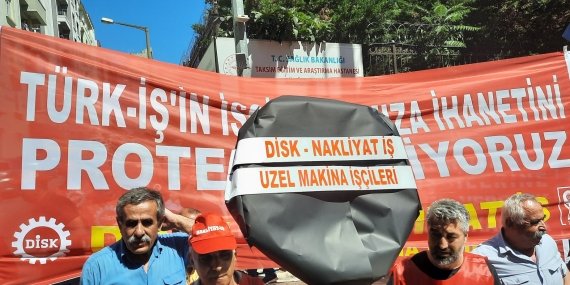 TÜRK-İŞ Yöneticileri, Sarı Sendikacılığı Protesto Eden İşçilere Hakaret Etti