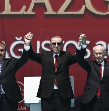 2022_08_AA-28735248-740x420