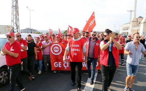 Tekirdağ Büyükşehir Belediyesi İşçileri Ek Zam Eylemi