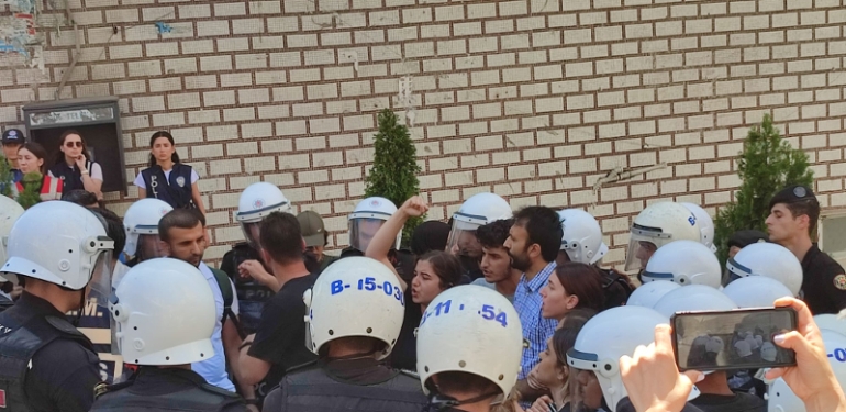 gozaltilar-serbest-birakildi