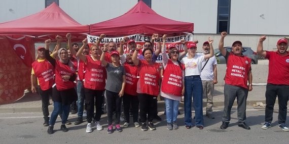 Asen Alüminyum İşçileri: Hem Üzgün Hem de Öfkeliyiz