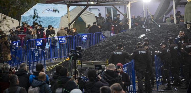 42 İşçinin Hayatını Kaybettiği Madende İşçiler Göz Göre Ölüme Yollanmış!