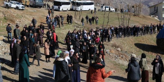 Roboskî’de Katledilen 34 Kişi Mezarı Başında Anıldı