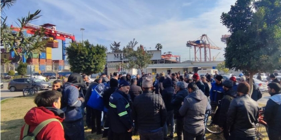 Mersin’de Liman İşçileri İş Bıraktı