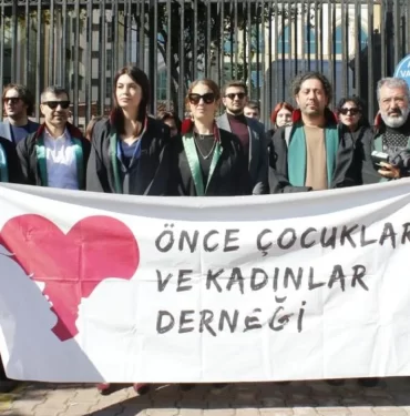 Suç Duyurusunda Bulundular: Videosu Var, Tarikatlar Depremzede Çocukları Kaçırıyor 3 214659