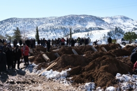 690x390cc-mrk-09-02-2023-pazarcik-koyler-goruntuledik