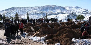 690x390cc-mrk-09-02-2023-pazarcik-koyler-goruntuledik