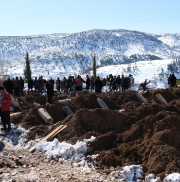 690x390cc-mrk-09-02-2023-pazarcik-koyler-goruntuledik