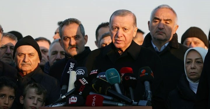 Tüm Üniversitelerde Uzaktan Eğitime Geçileceği Açıklandı