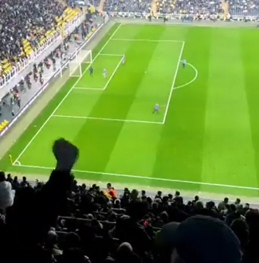 fenerbahce-istifa-tezahurat