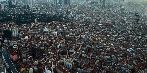 Naci Görür Yine Uyardı: İstanbul Depreminin Eli Kulağında…
