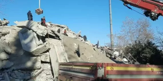 Kuran Kursu’nun Kasasını 12 Cana Tercih Ettiler