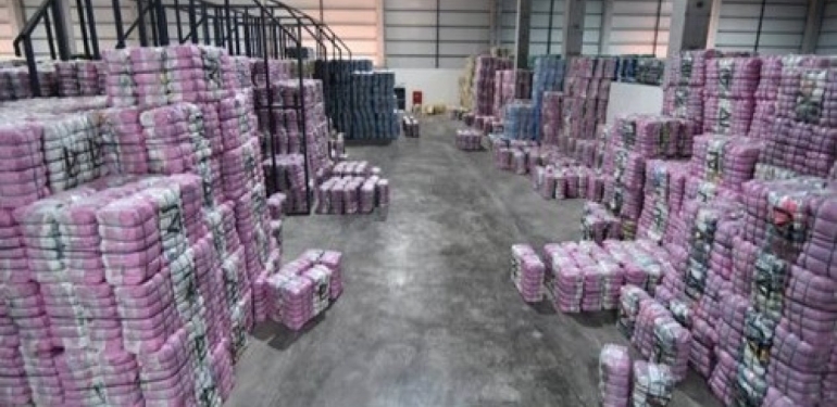 Kızılay Depremzedelere Giden Giysileri Yemenli Şirkete Sattı: Habere Erişim Engeli Getirdiler