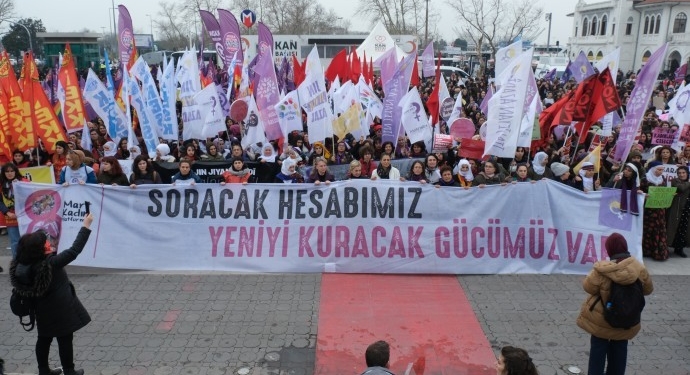 Kadınlar Kadıköy’den Seslendi: Soracak Hesabımız, Yeniyi Kuracak Gücümüz Var