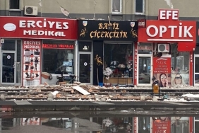 İzmir Depreminde Can Kaybı 102'ye Yükseldi 1 thumbnail