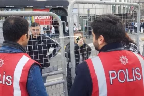 taksim-e-cikan-tum-yollar-kapatildi_5e64f9da1d149