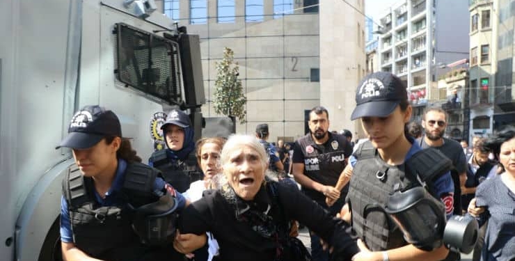 Gözlem Raporu: Cumartesi İnsanları 960. Hafta Buluşması, Yine Gözaltı