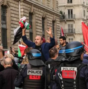 paris-te-yapilacak-olan-filistin-e-destek-yuruyusu-yasaklandi-1697276012-18-x750