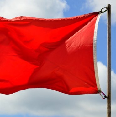red-flag-3132583-scaled