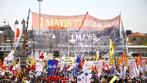 Yazar ve Sanatçılardan Taksim Açıklaması: Hiçbir Yasak Gerçeği Hafızalardan Silecek Kadar Güçlü Olamaz