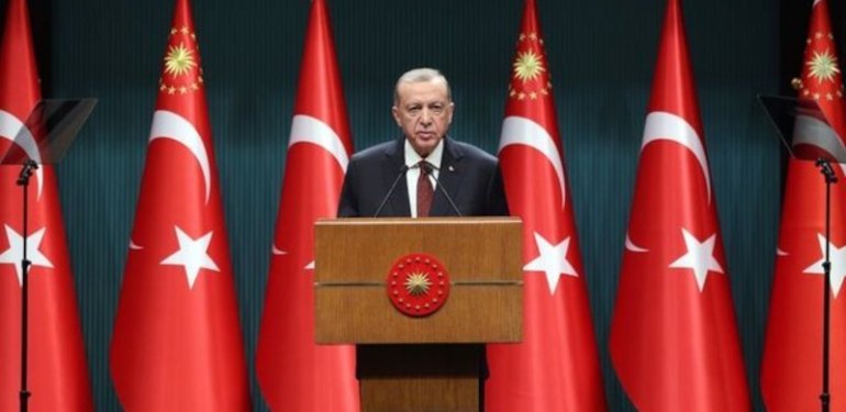 Emekli Maaşlarına Zam Yok: Enflasyonu Düşüreceklermiş