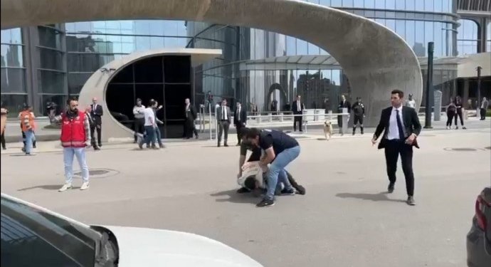 İnşaat İşçilerine İFM Önünde Yine Gözaltı