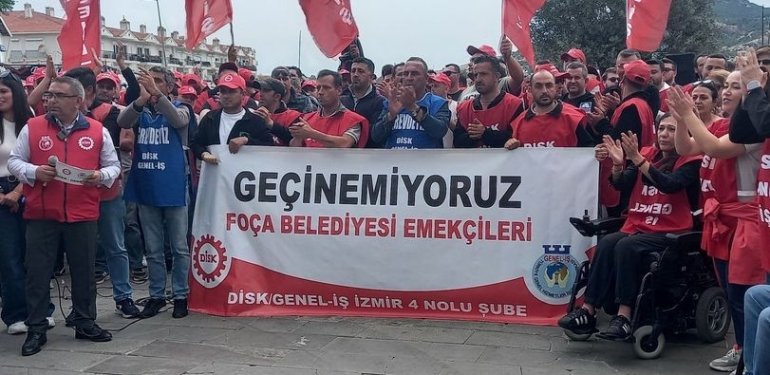 4 Aydır Ücretleri Ödenmeyen Foça Belediyesi İşçilerinden Eylem