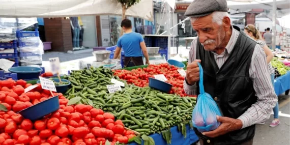 Milyonlar Açlığa Mahkum: ‘Açlık Sınırı 19 Bin 926 Lira Oldu’