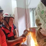 13-yasindaki-cocuk-elini-hamur-makinesine-sikistirdi