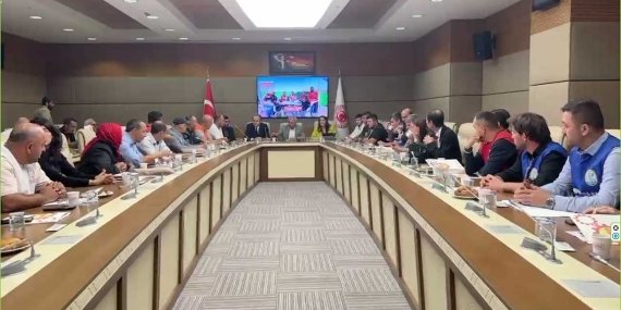 Polonez İşçileri Meclis’te