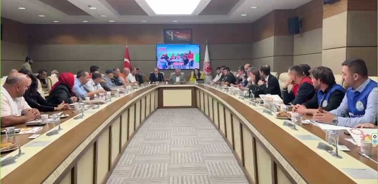 Polonez İşçileri Meclis’te