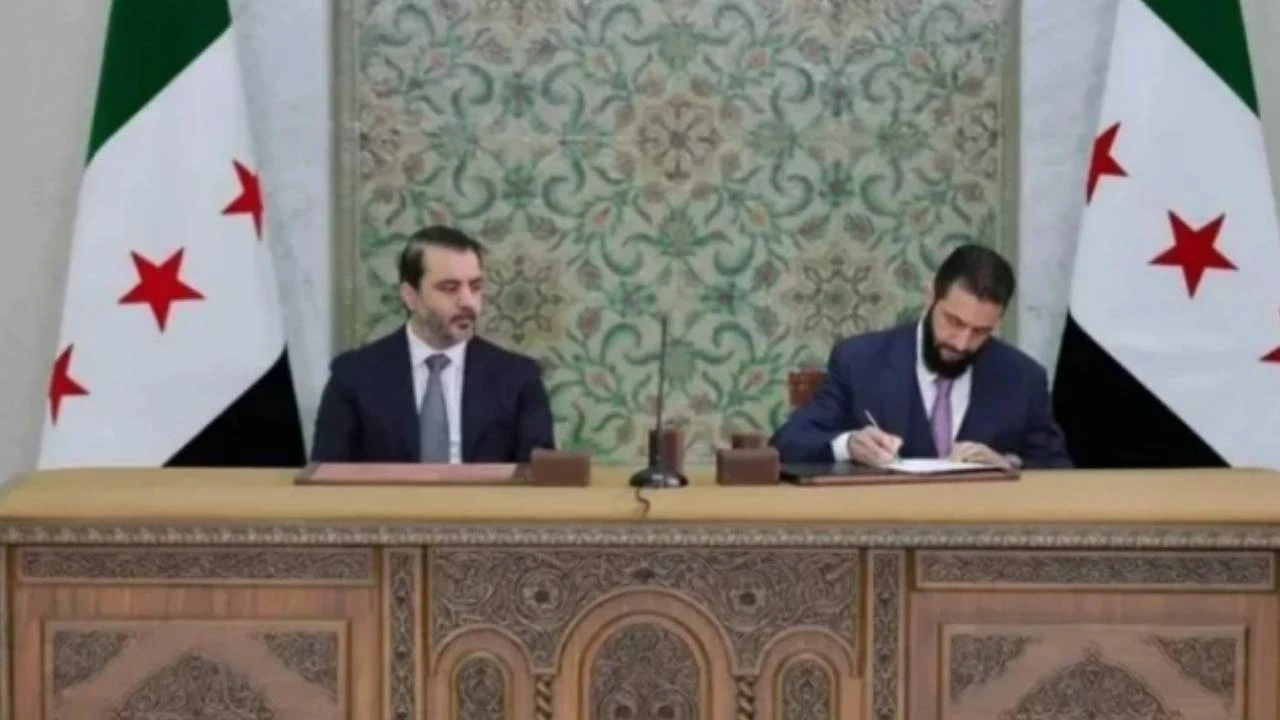 colani-gecis-sureci-anayasa-taslagini-imzaladi-46zn