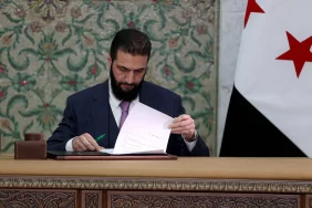 hts-lideri-colani-gecici-anayasa-bildirgesini-imzaladi-islam-hukuku-yasalarin-temel-kaynagidir