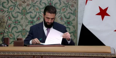 hts-lideri-colani-gecici-anayasa-bildirgesini-imzaladi-islam-hukuku-yasalarin-temel-kaynagidir