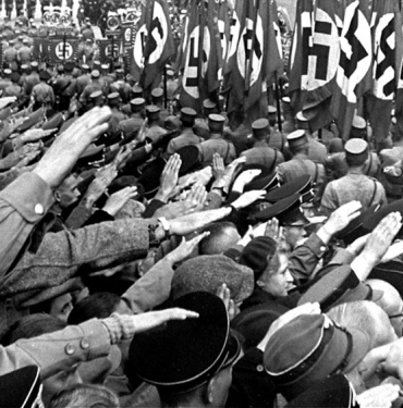 'Süreç Olarak Faşizm' Teorisi: Tarihsel Boşluk ve Eksik Son 5 Heil-1024x564