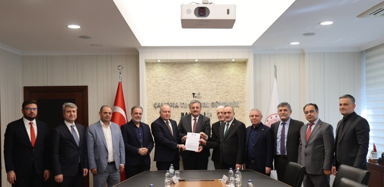 600 Bin Kamu İşçisini İlgilendiren Görüşme