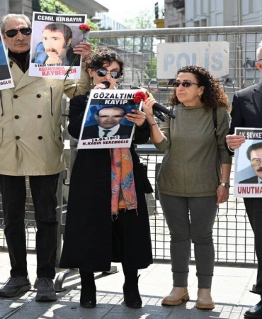 cumartesi-anneleri-1048-haftada-30-yil-once-gozaltinda-kaybedilen-kadir-keremoglu-icin-adalet-cagrisi