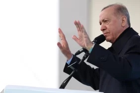 erdogan-konusurken-pankart-acan-isci-tutuklandi-5ctp