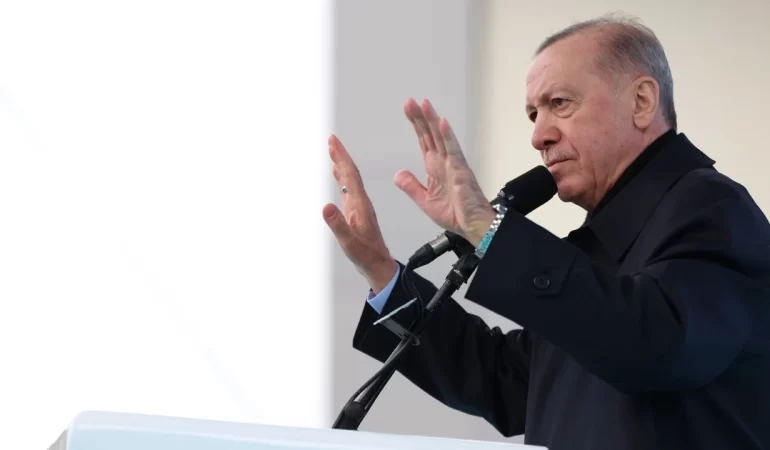 erdogan-konusurken-pankart-acan-isci-tutuklandi-5ctp