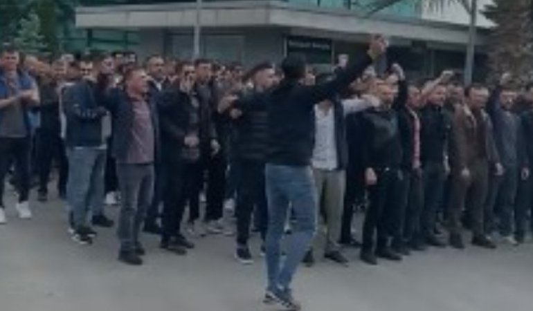 Lastik-İş Sendikası Grev Öncesi İşçilerden Habersiz Sözleşme İmzaladı