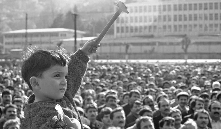Sınıf Mücadelesinin Varyantları – Lenin