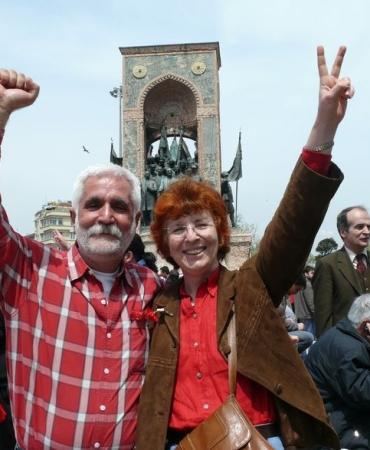 Saraçhane Ders(ler)inden 2025 1 Mayıs'ında, TAKSİM’E! 2 temel sibel